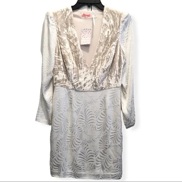 FREE PEOPLE Naomi Ivory Velvet Mini Dress Size - Picture 4 of 7